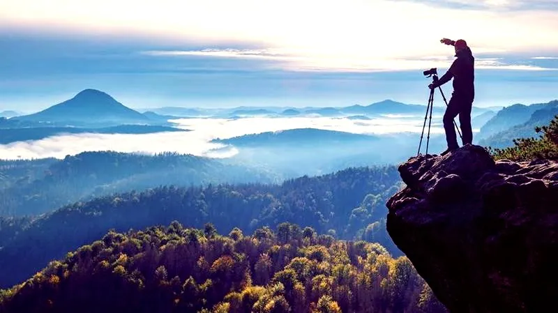 Ile kosztuje wyrobienie zdjęcia u fotografa? Przewodnik po cenach i usługach