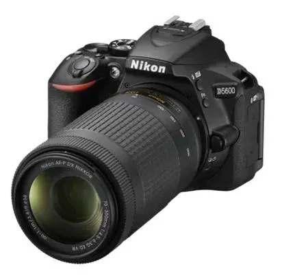 Jak robić zdjęcia lustrzanką Nikon? Ustawienia, ostrość i praktyczne wskazówki