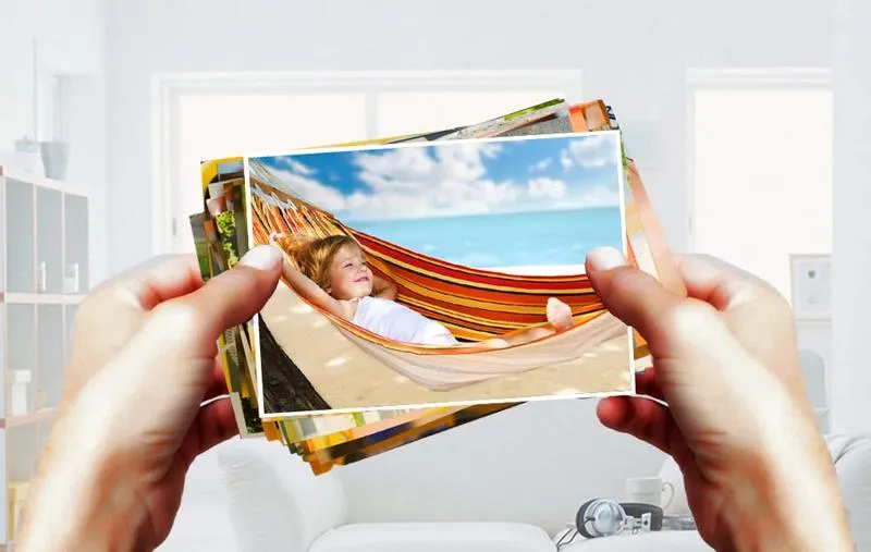 Jak wywołać zdjęcia z telefonu u fotografa? Oto najlepsze opcje i koszty