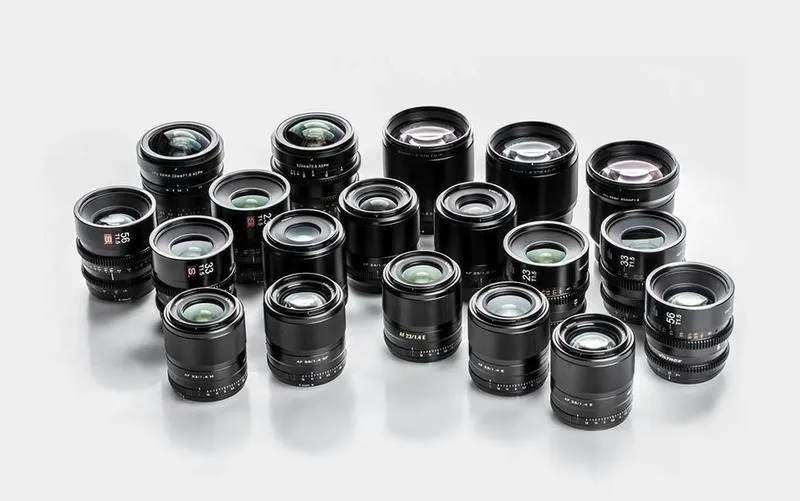 Jakie obiektywy wybrać na początek przygody z fotografią?