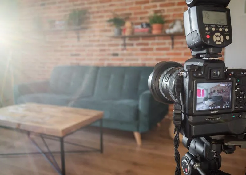 Najlepszy aparat dla biura nieruchomości – jak wybrać idealny model?