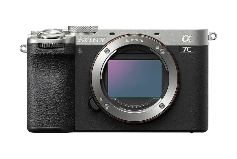 Nowy aparat Sony, który fotografuje jak lustrzanka